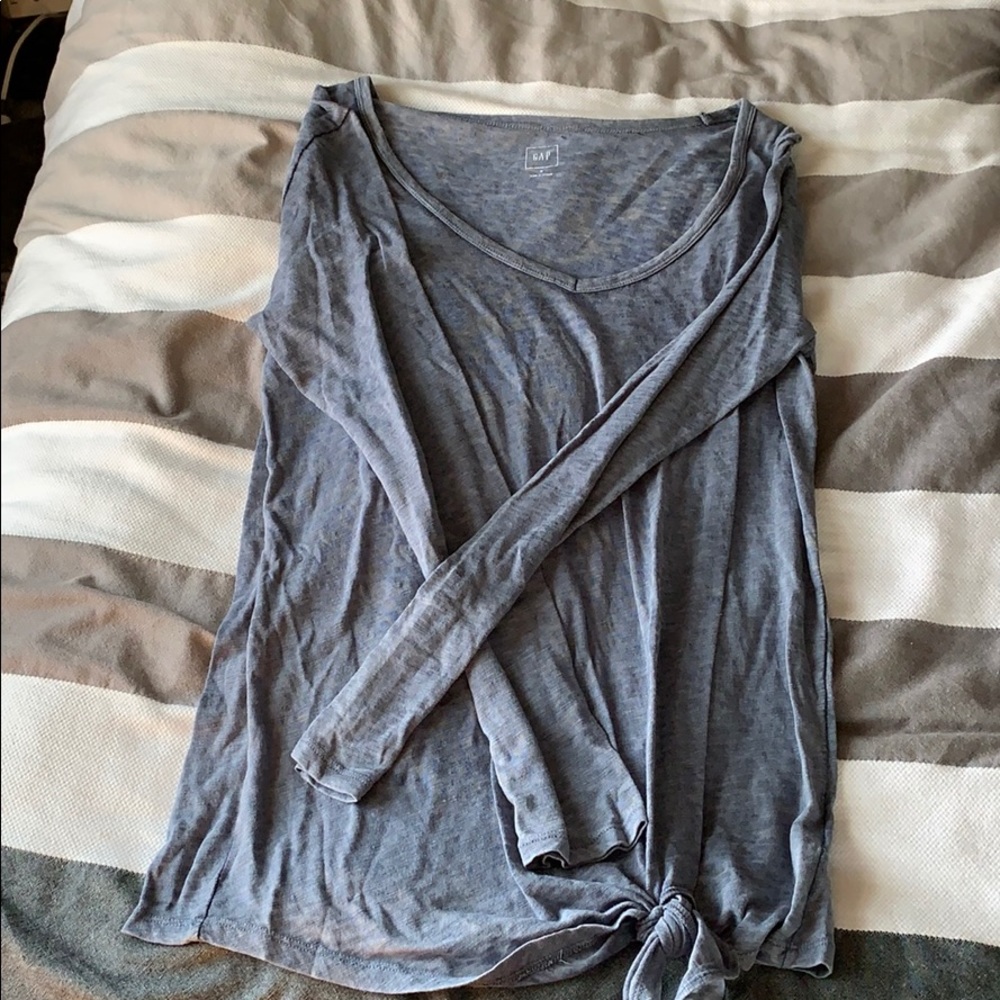 Light, loose long sleeve